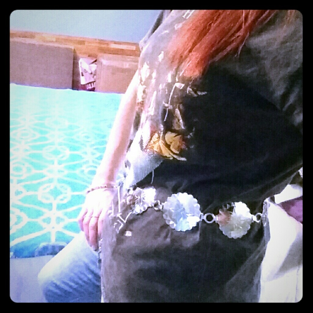 Vintage Silver Sand-dollar Accent Belt